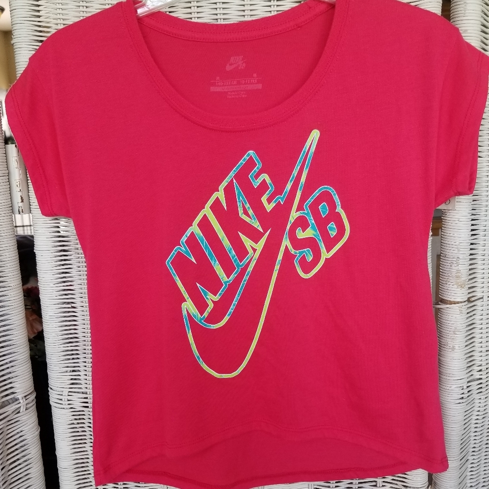 Nike Youth Medium Shirt